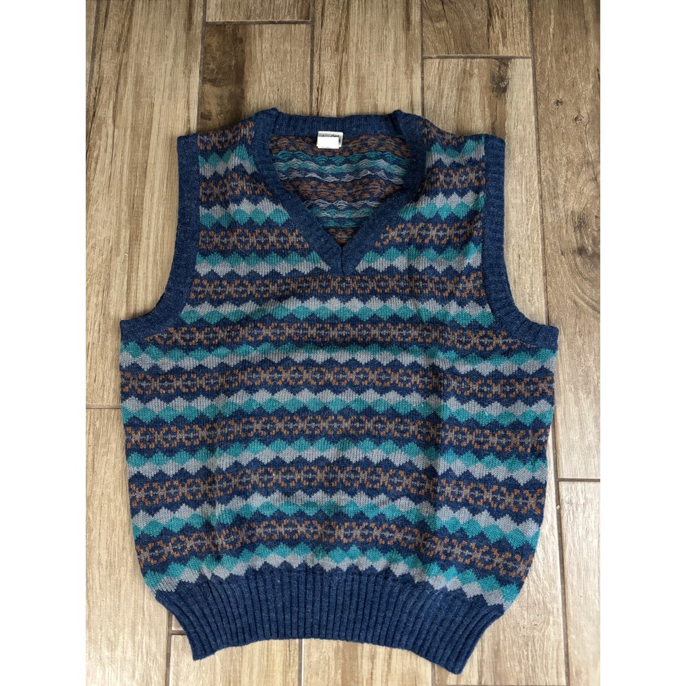 Vintage‎ 90s Levis Sweater Vest Large Blue Geometric V Neck Made in Taiwan